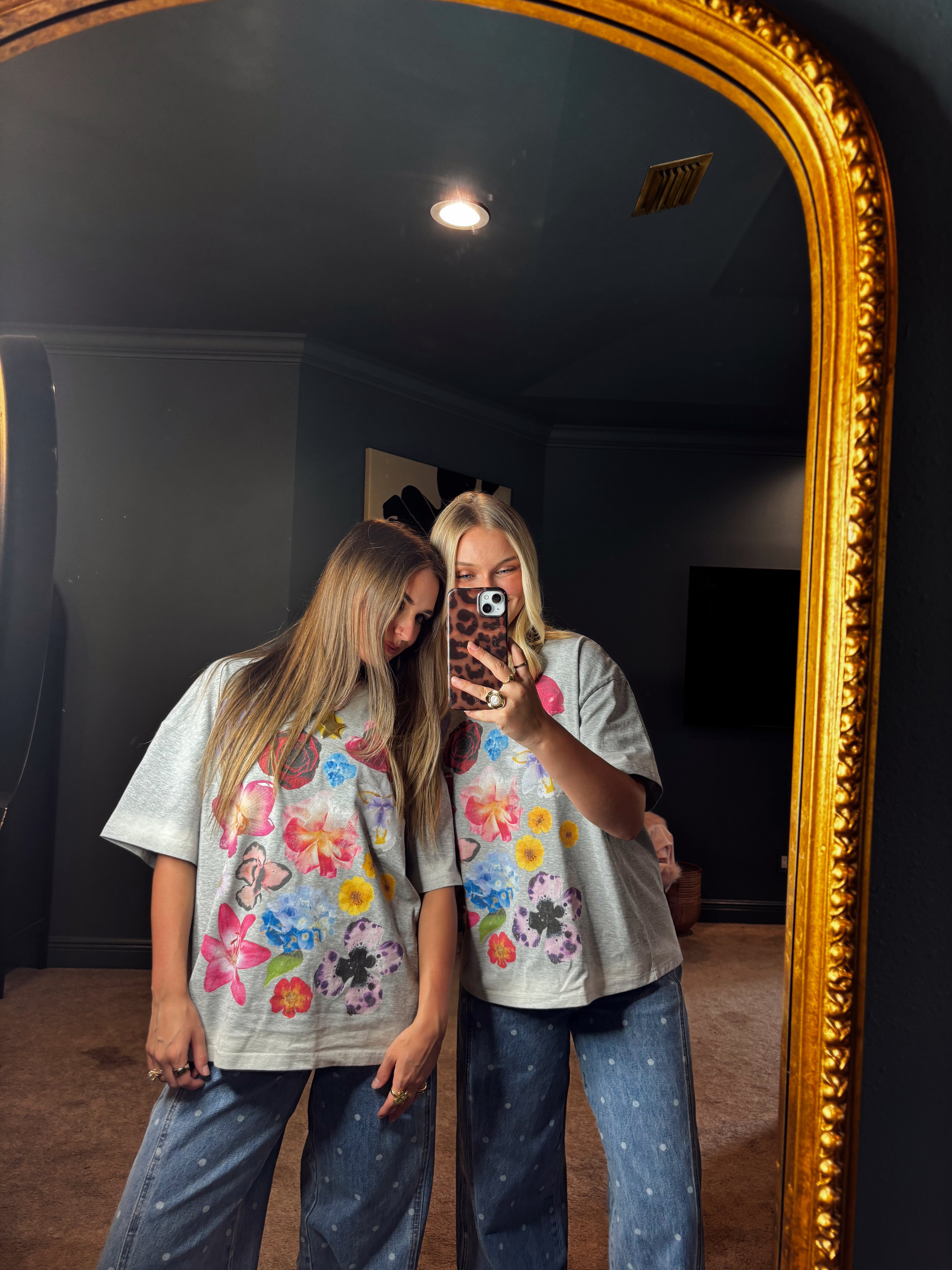 "BOUQUET CLUB" Faded Edge Tee