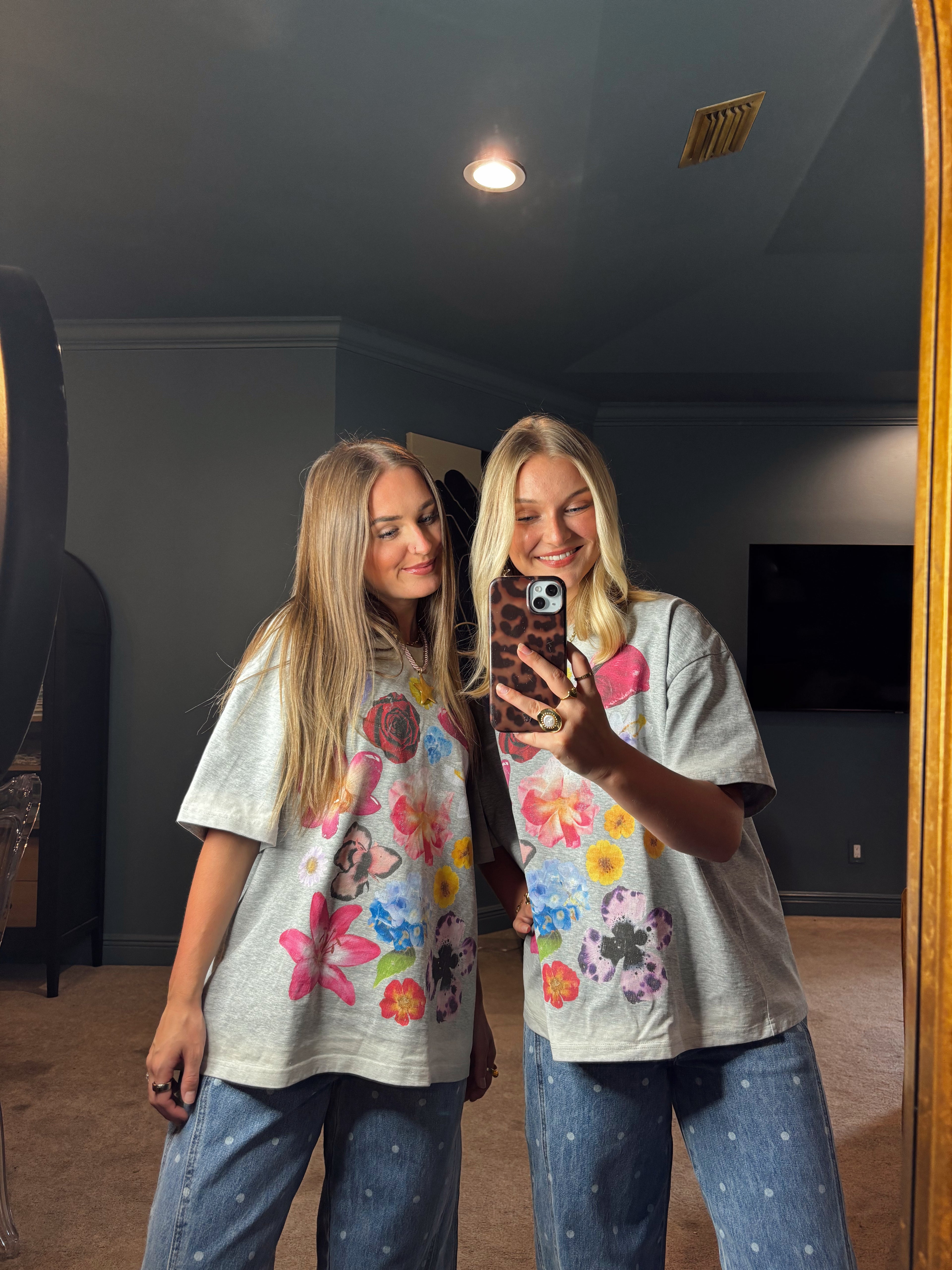 "BOUQUET CLUB" Faded Edge Tee