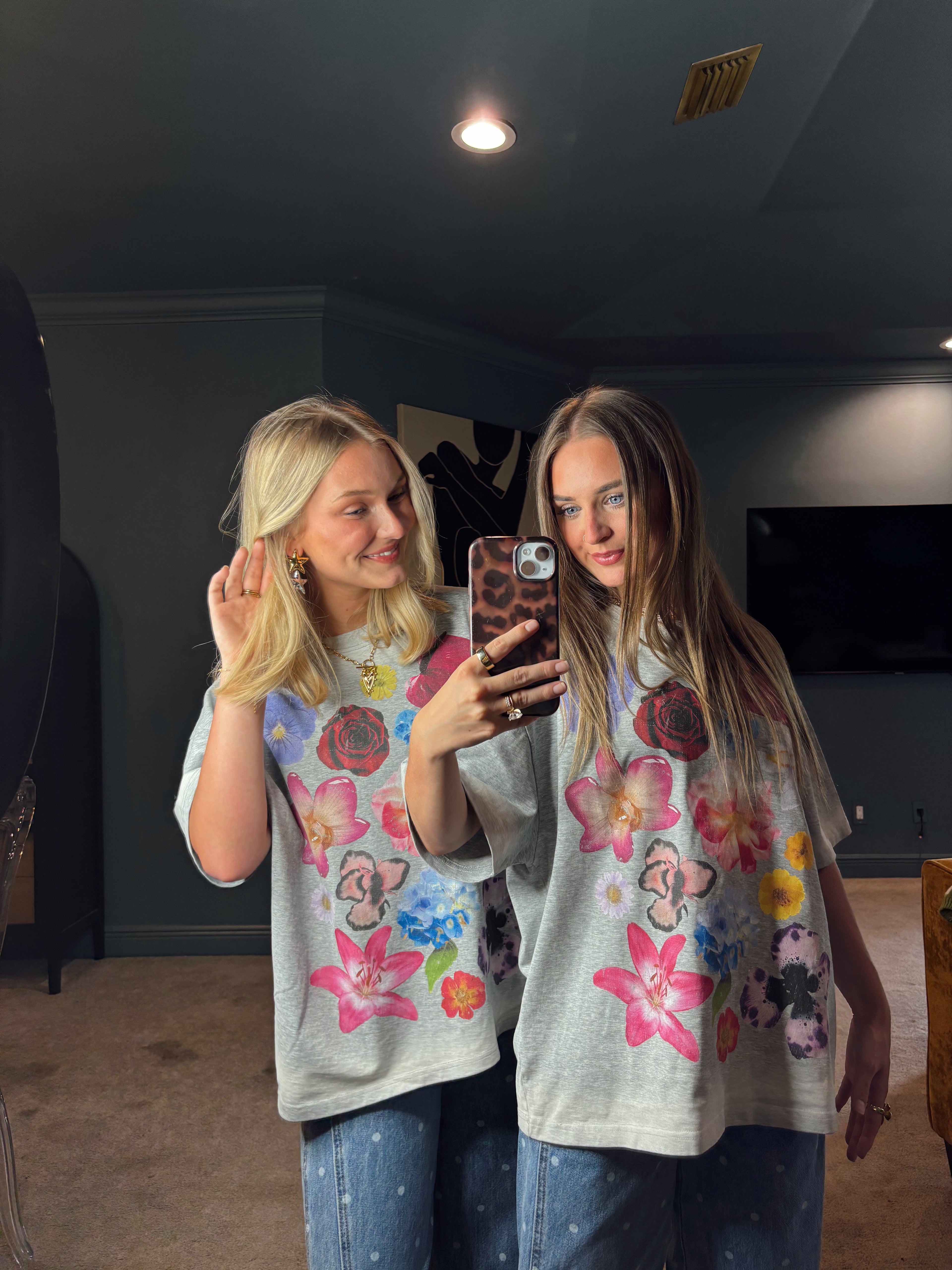 "BOUQUET CLUB" Faded Edge Tee