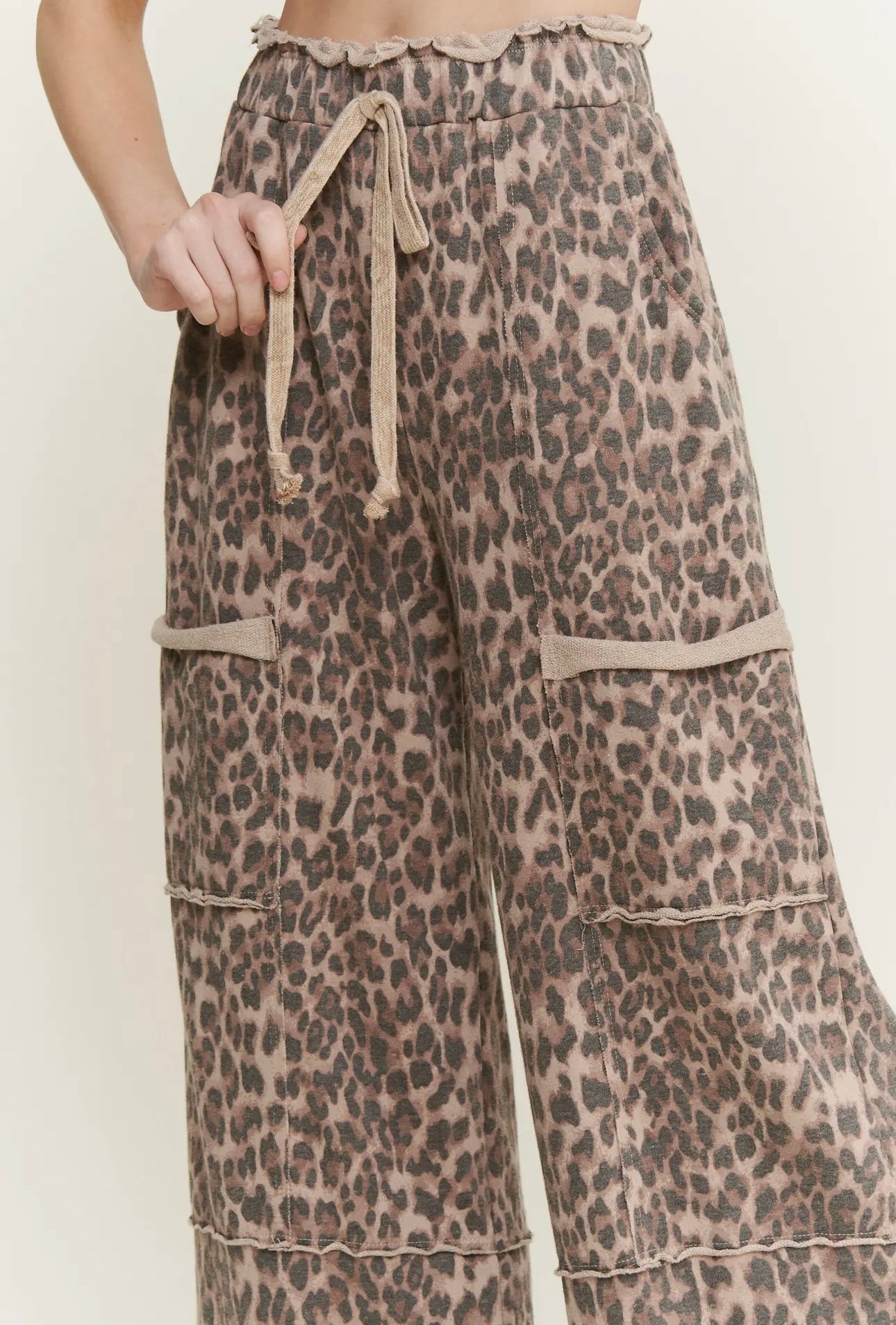 "MOCHA" Leopard Lounge Pant