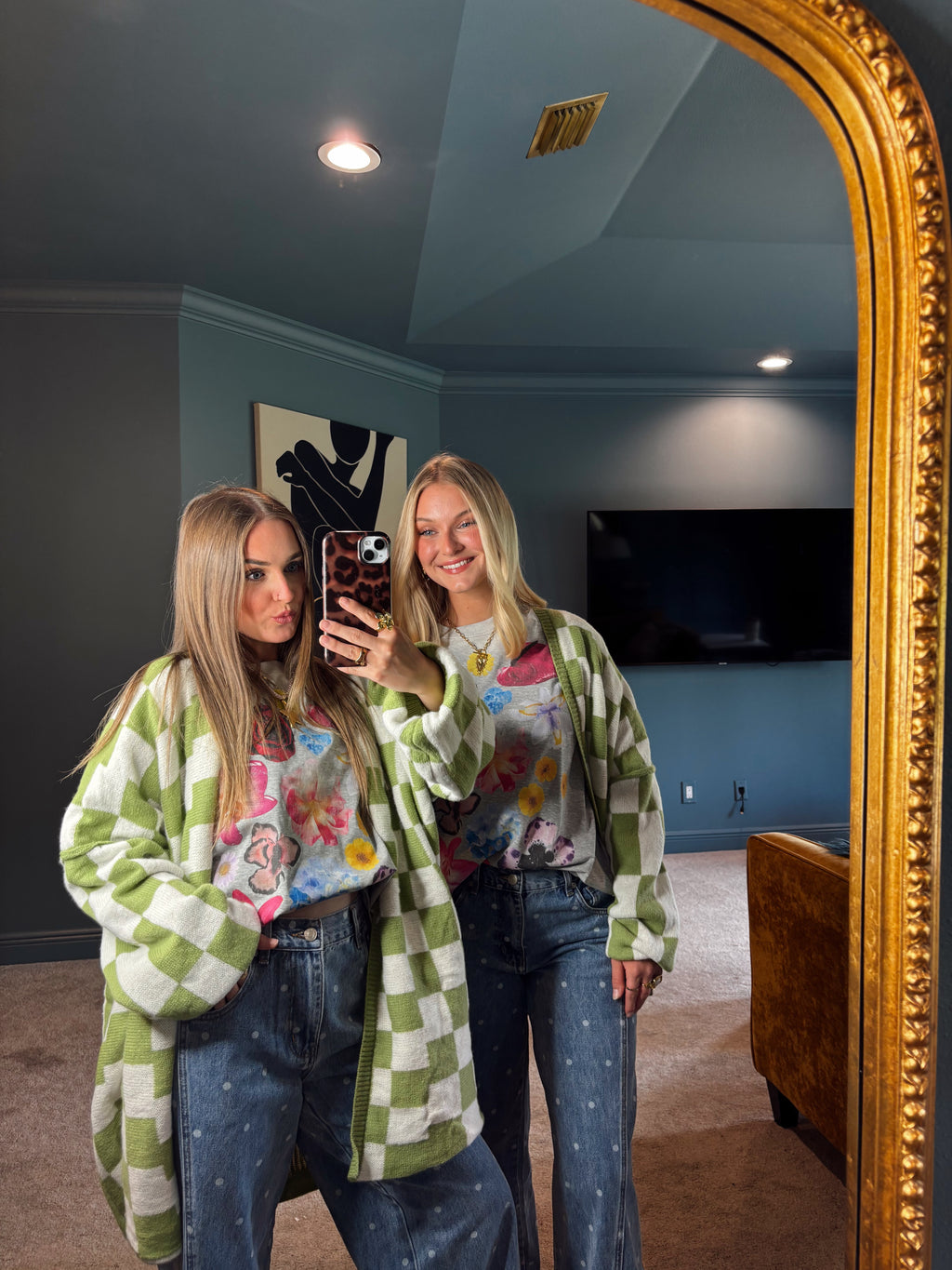 "IVY LANE" Checkered Cardigan